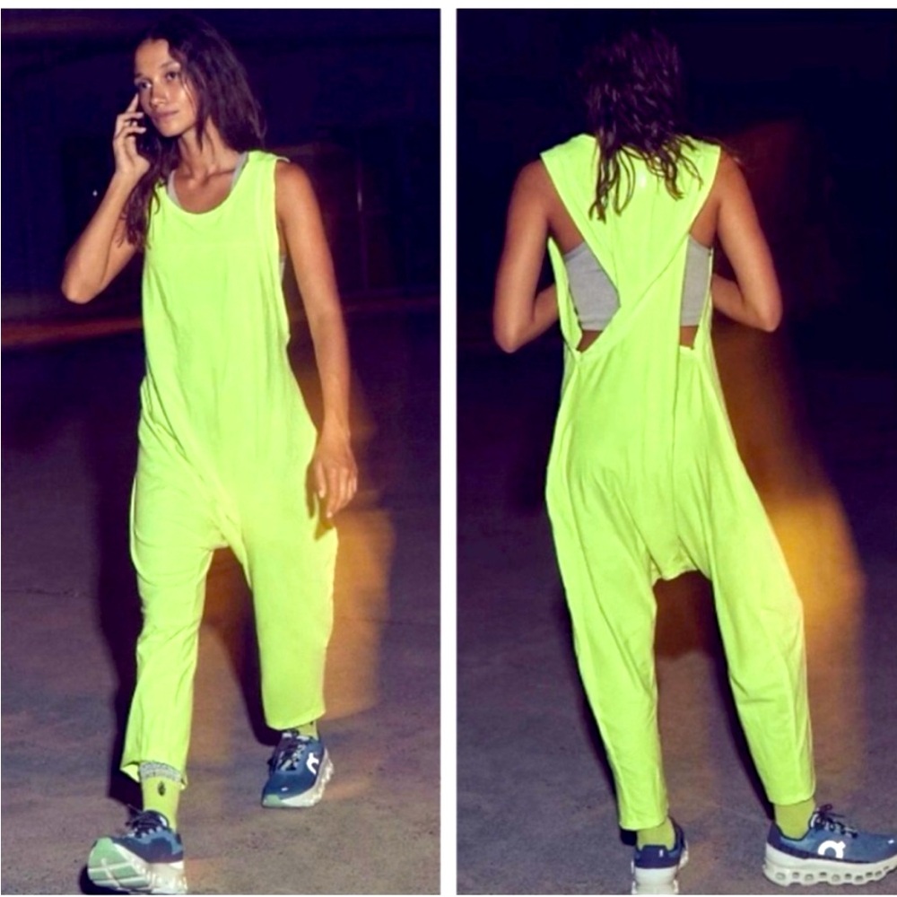 Free People Movement Hot Shot Twisted Onesie in Sour Citrus 🍋‍🟩. Size: Small.